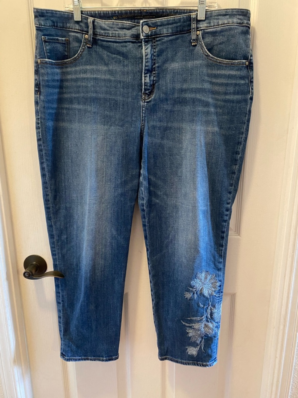 Chico's Blue Embroidered Ankle Crop Jeans